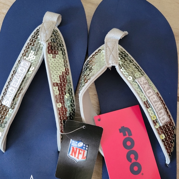 Women's NFL Team Logo Sequin Strap Sandals Flip Flops - Picture 3 of 4
